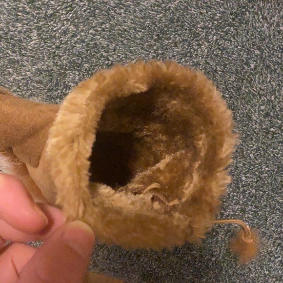 Brown gloves with faux fur and open finger tips, adjustable at wrists - Picture 8 of 10